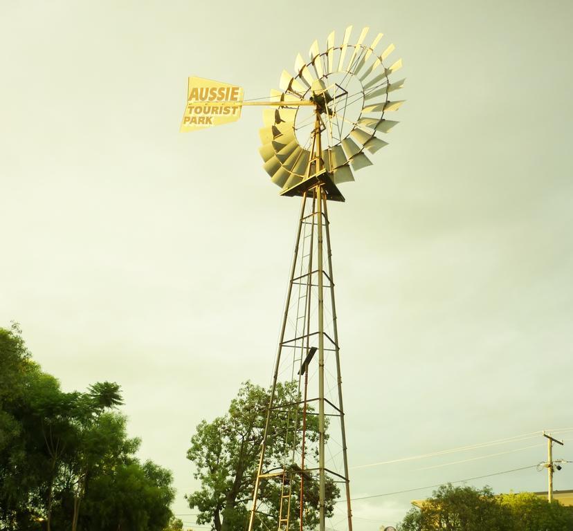 Roma Aussie Tourist Park Motel Exterior photo